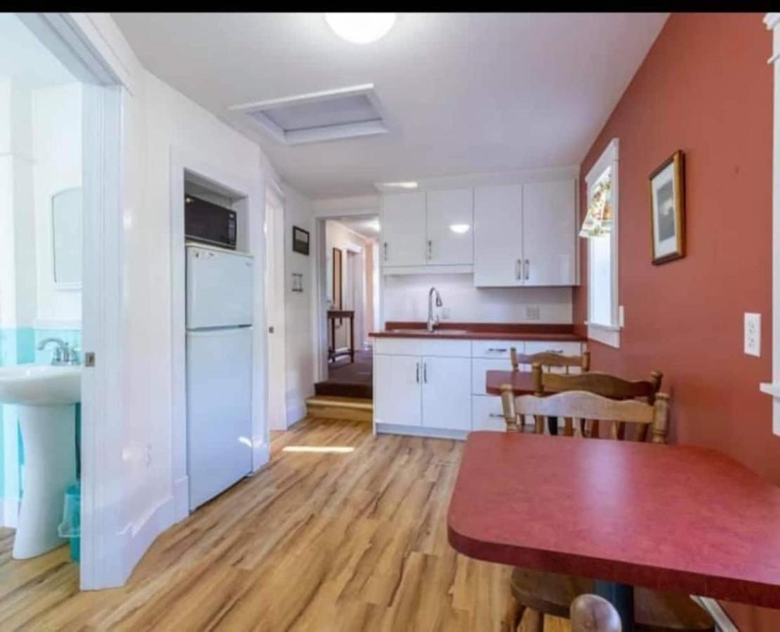 Sunny Home B&B Charlottetown Buitenkant foto